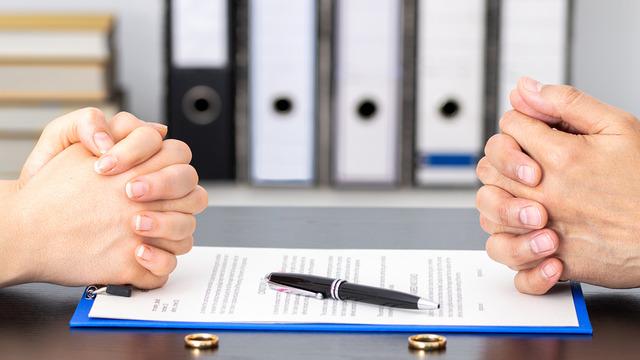 Süresiz nafakaya düzenleme! Bakanlık düğmeye bastı, ödemeyenlere hapis cezası vardı: Üst sınır geliyor