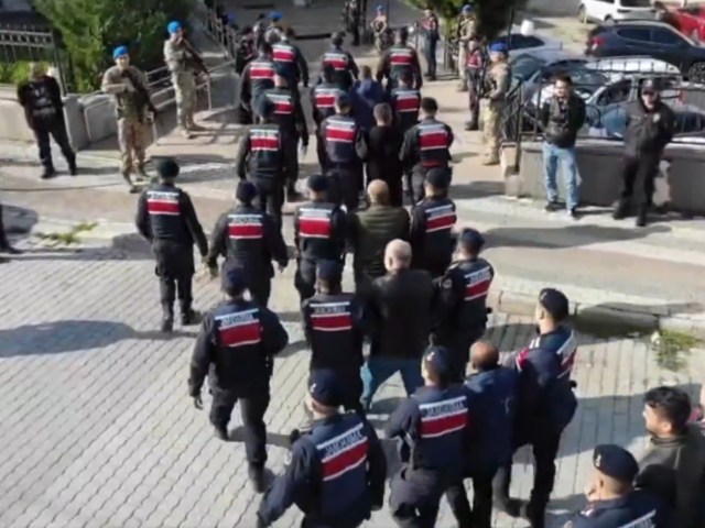 Vatandaşı soyup soğana çeviriyorlardı! Onlarca dolandırıcı bu operasyonla yakalandı