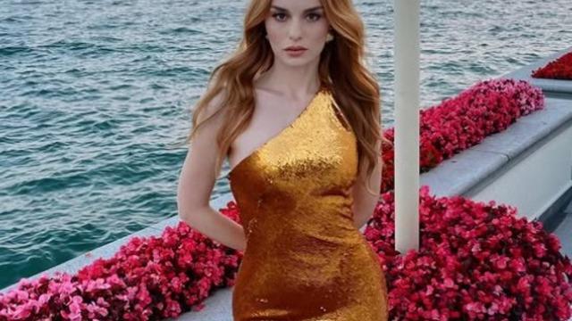 Nilperi Şahinkaya aradığı aşkı sonunda buldu! Ünlü yönetmenle... 