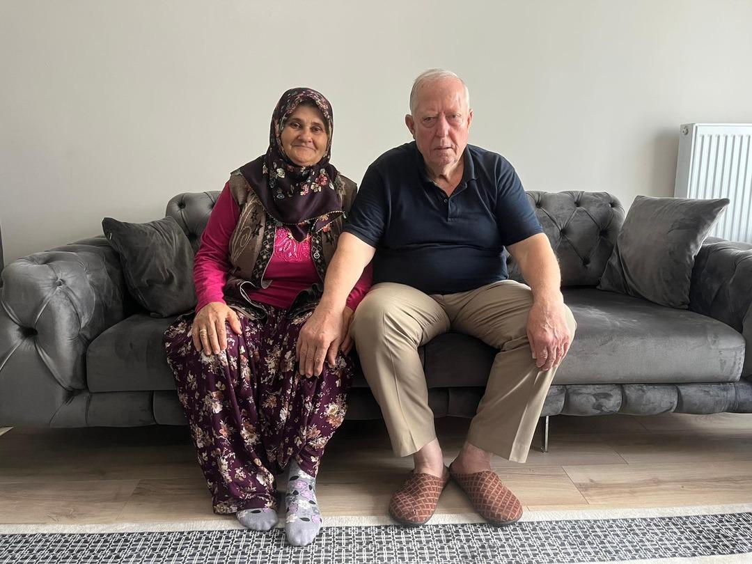 Bakan Kurum TOKİ ile ev sahibi olan vatandaşları paylaştı!  Yeni 500 bin sosyal konutumuz da sizleri bekliyor  3