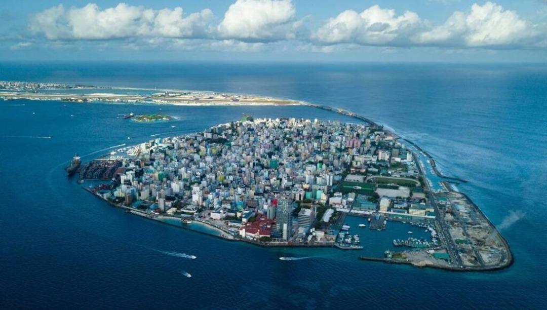 Dünyada ilk! Maldivler, 2007 sonrası doğanlara sigara yasağı getirdi 1