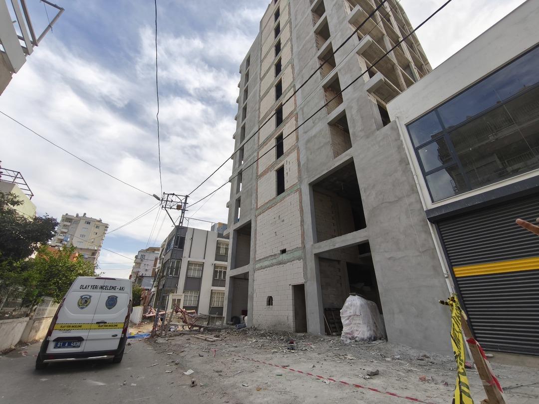 1200xauto Adana'da korkunç olay: İnşaat işçileri metrelerce yükseklikten yere çakıldı!