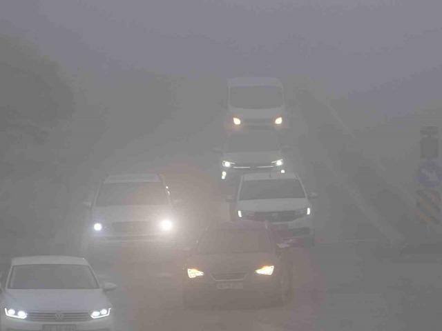 Edirne, yoğun sis altında kayboldu