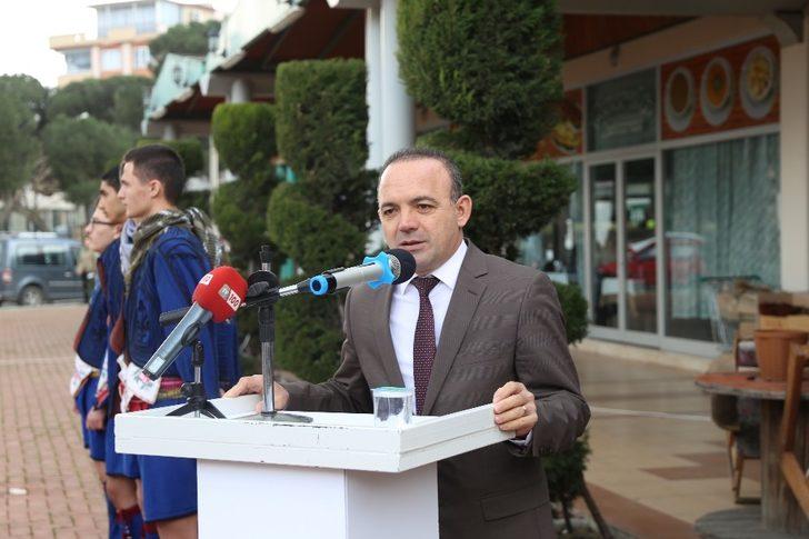 Burhaniye Belediyesi’nden kadınlara 8 Mart hediyesi, Kadın Emeği Satış Noktası açıldı G5