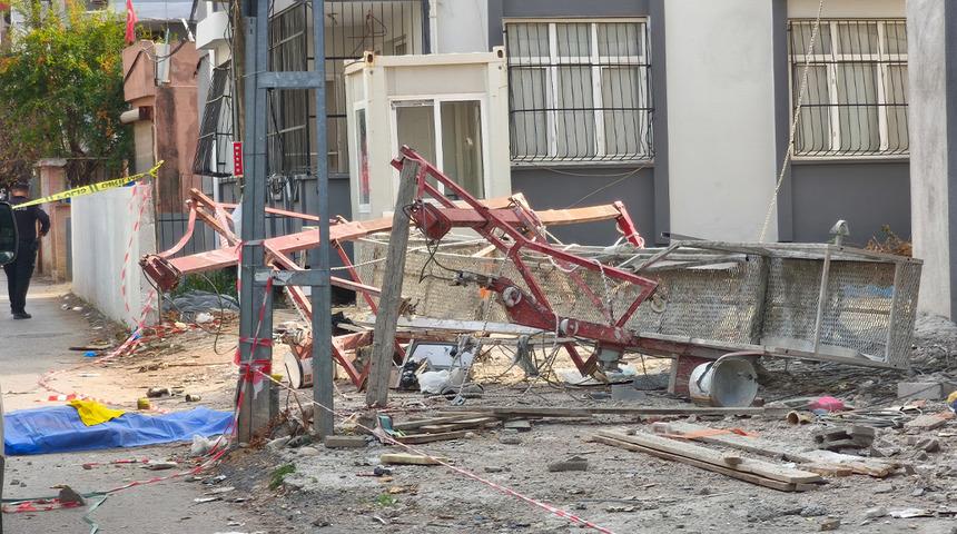 Adana'da korkun&ccedil; olay: İnşaat iş&ccedil;ileri metrelerce y&uuml;kseklikten yere &ccedil;akıldı!