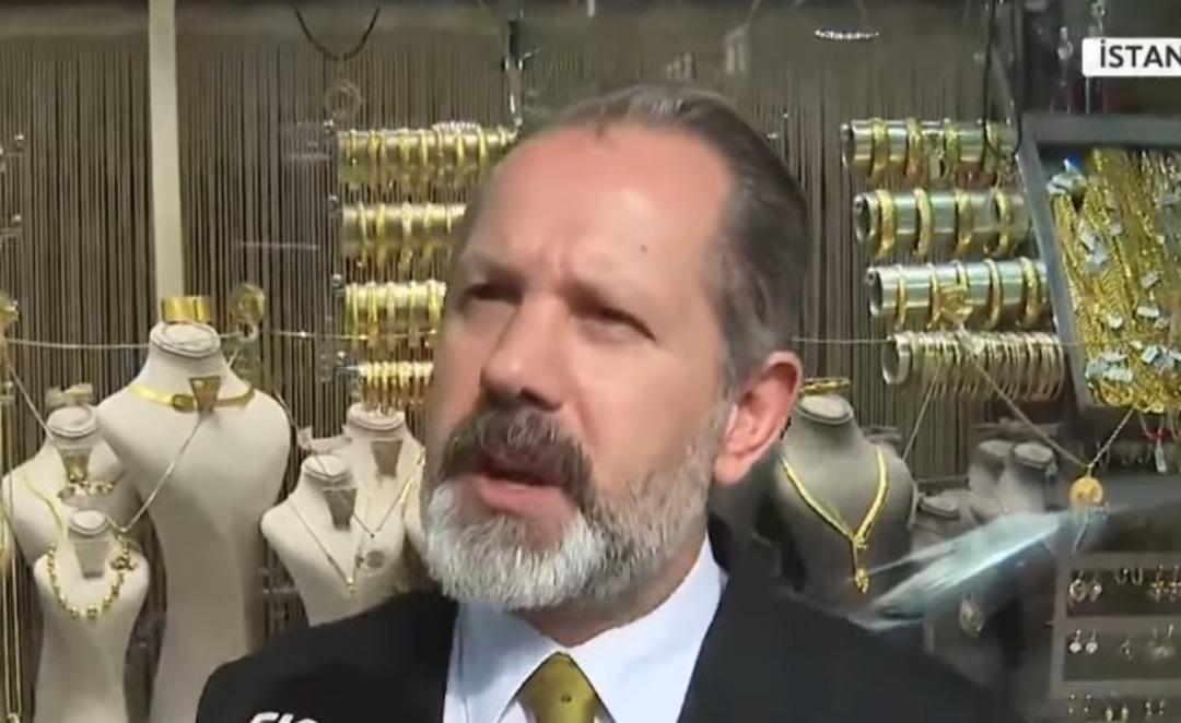 Altın yatırımcısına İslam Memiş  2 hafta  deyip seslendi  Panik yapmıyoruz, başladı  2