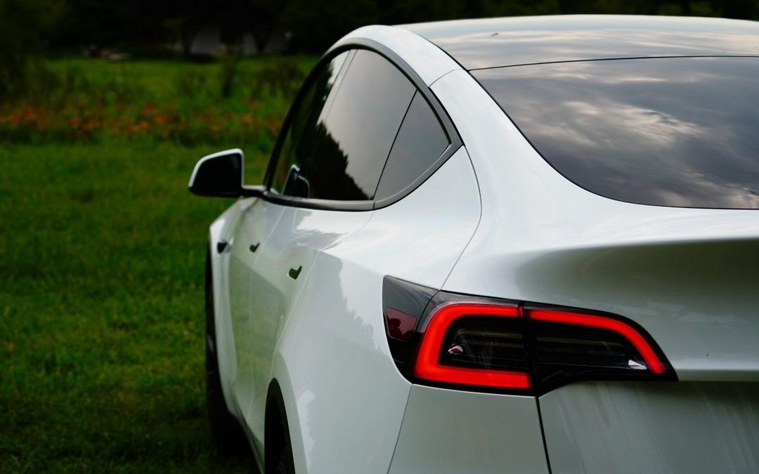 Tesla cazibesi sorgulanıyor! O ülkede satışlar düştü 1