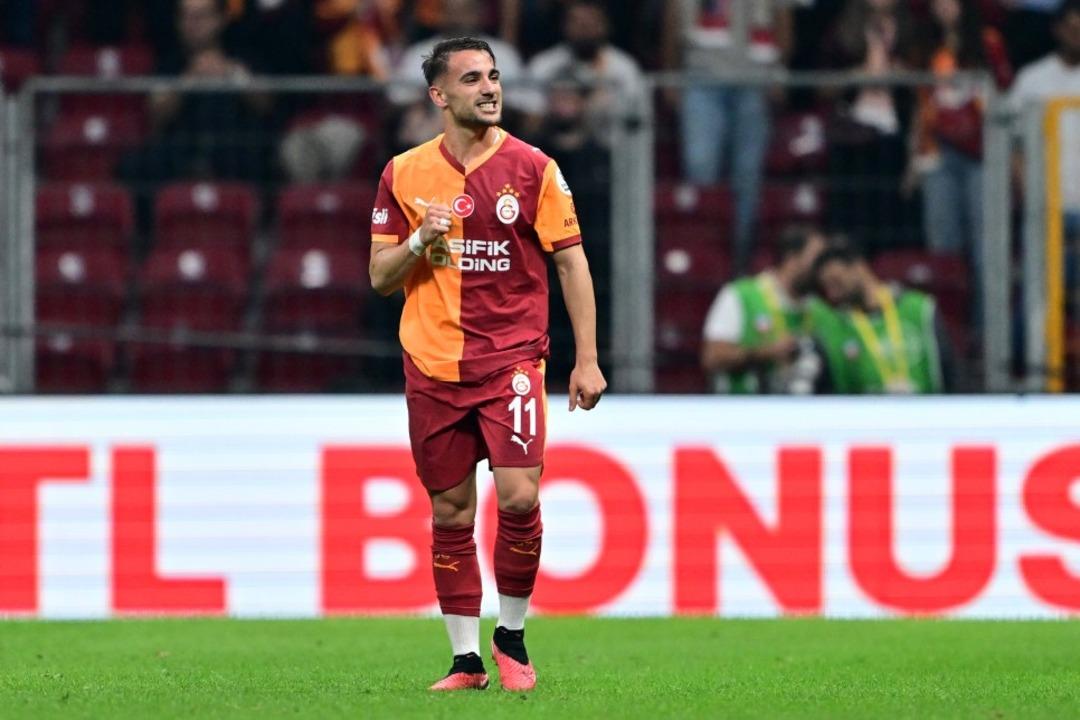Galatasaray da Şampiyonlar Ligi nde oynanacak Ajax maçı öncesi kadro duyuruldu! Yunus Akgün den kötü haber geldi... 3