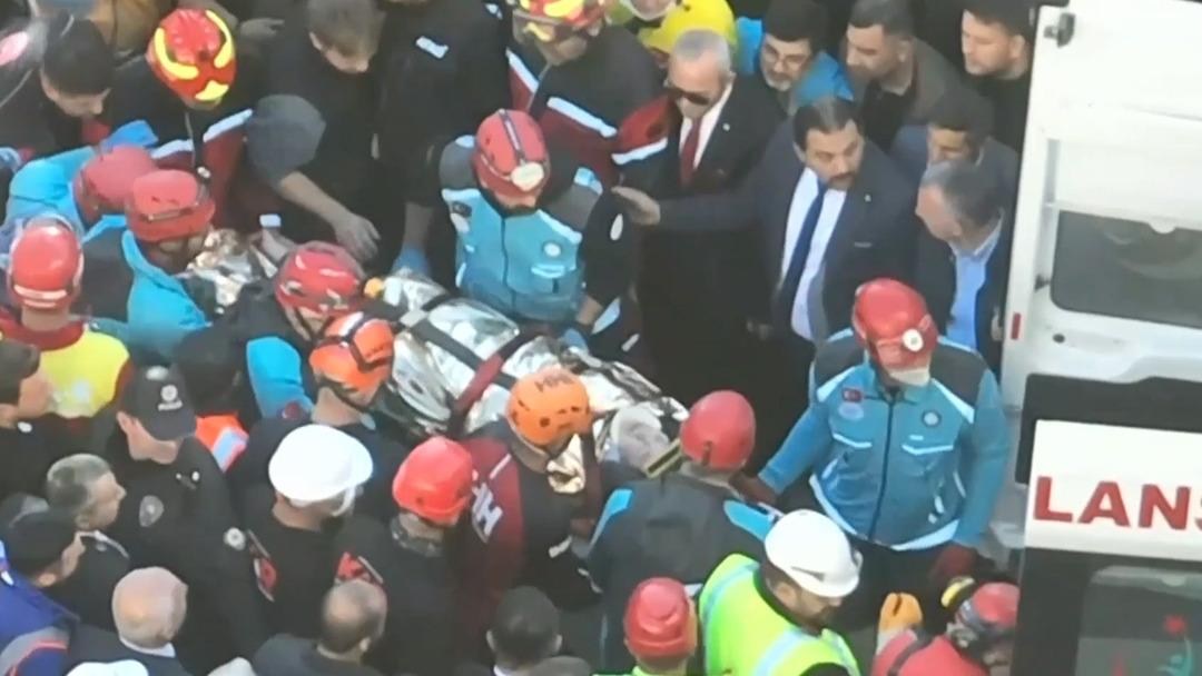 Gebze deki faciada tüm ailesini kaybetmişti! Dilara Bilir e acı haber verildi 2