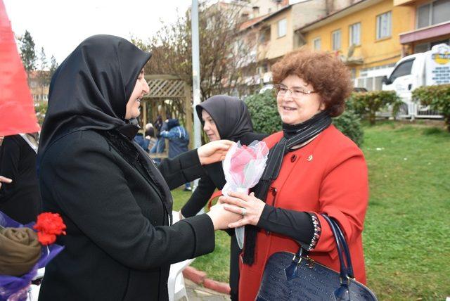 Dursunbey MHP’den Afrin Şehitleri İçin pilav hayrı