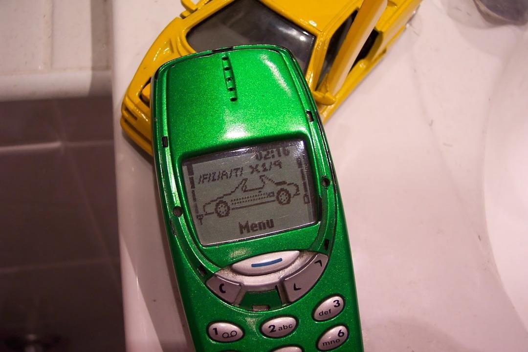 Görkemli duvar kağıtları olmadan önce tuşlu telefona indirilen logolar 7