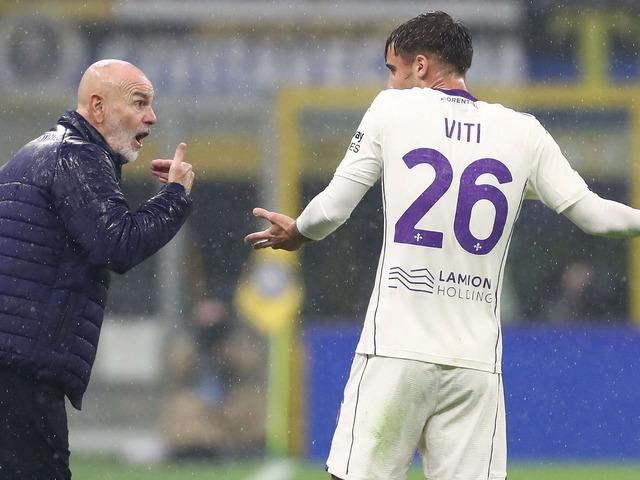 İtalyan temsilcisi Fiorentina, teknik direktör Stefano Pioli ile yollarını ayırdı!