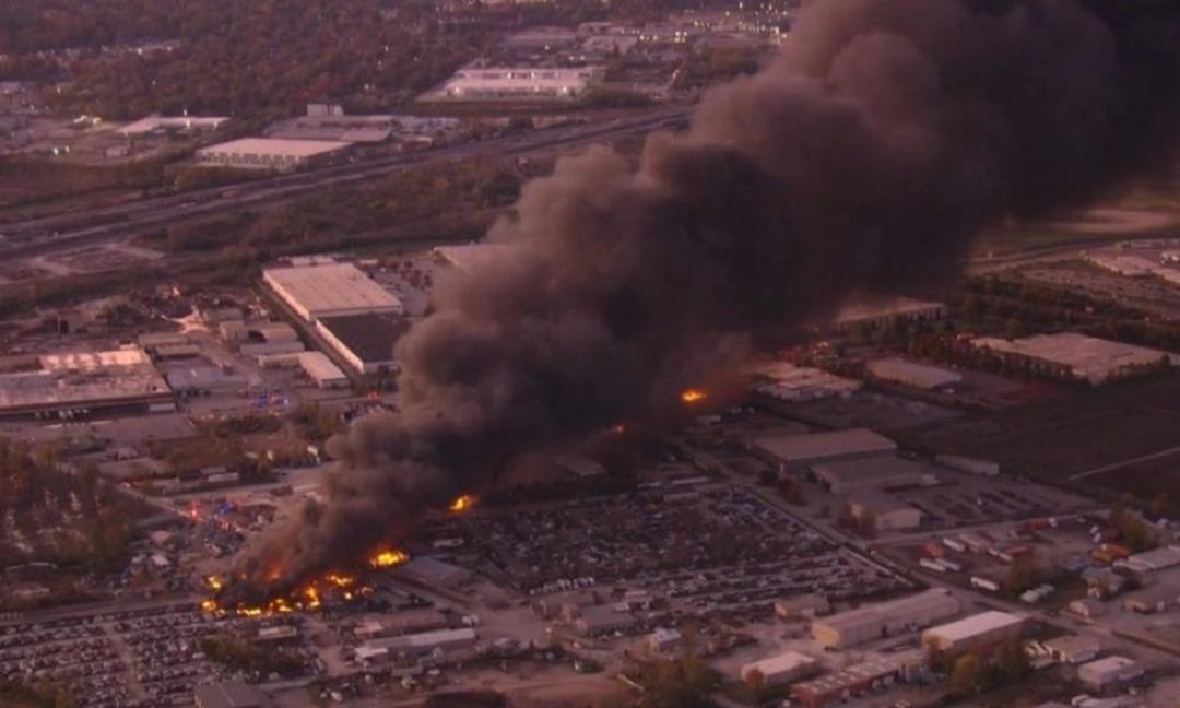 SON DAKİKA | ABD de uçak kazası! Kentucky eyaletinde kargo uçağı düştü 1