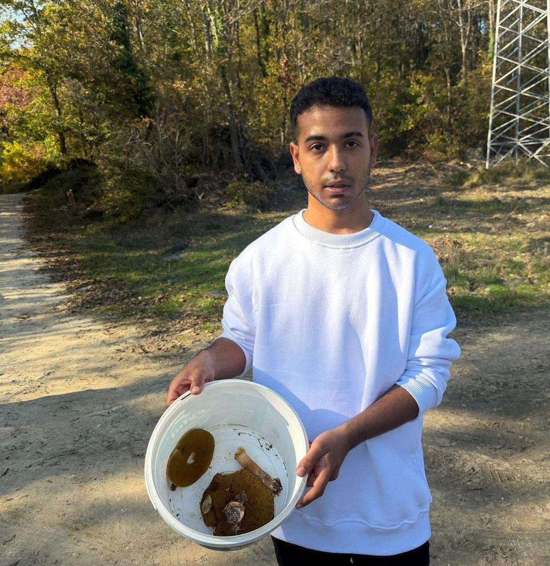  Saatlerce dolaşıp bulamıyorlar  500 TL oldu, gramla satılıyor  1 kiloyu bulan öpüp başına koyuyor  8