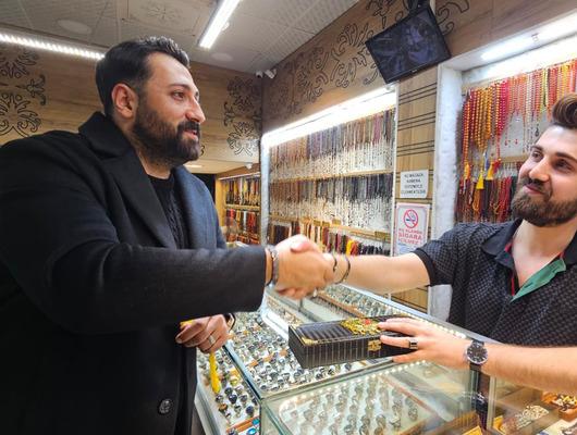 'Kafayı mı yedi diyorlar' 10 tanesini 1 milyon 600 bin TL'ye aldı 'Yatırımdır, zarar etmiyorum'