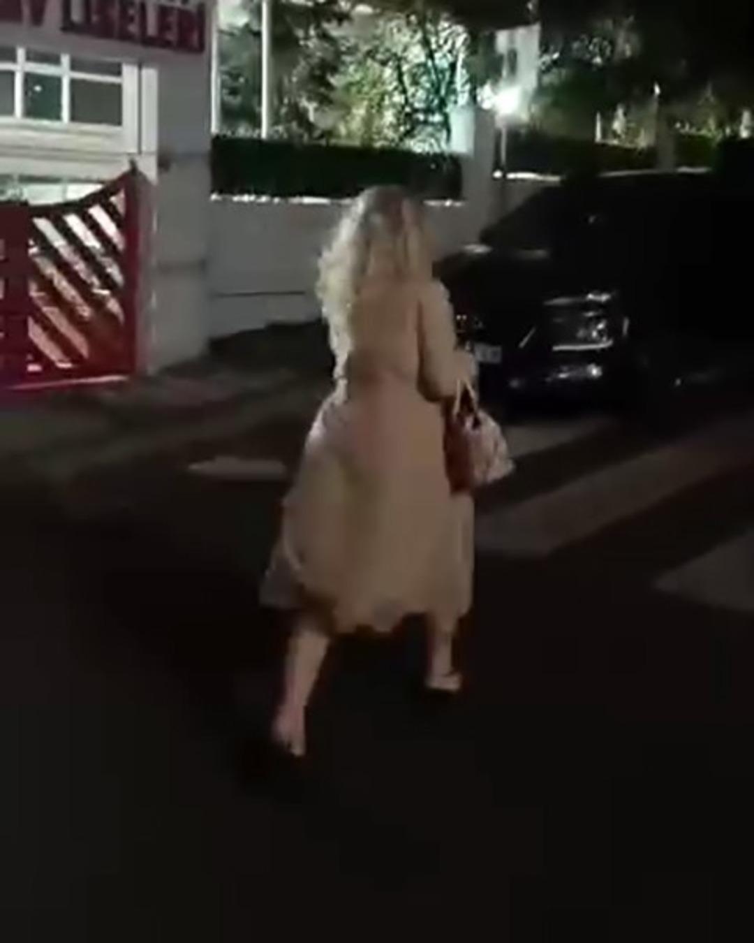 İstanbul da şaşırtan olay!  Bana ne  deyip taksinin ücretini ödemeden kaçtı: İşte o anlar... 1