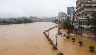 Vietnam'da sel nedeniyle hayatını kaybedenlerin sayısı 47’ye yükseldi