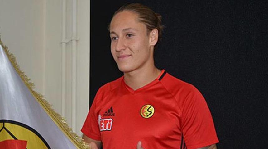 Eskişehirspor'da Felix Michel'in s&ouml;zleşmesi feshedildi