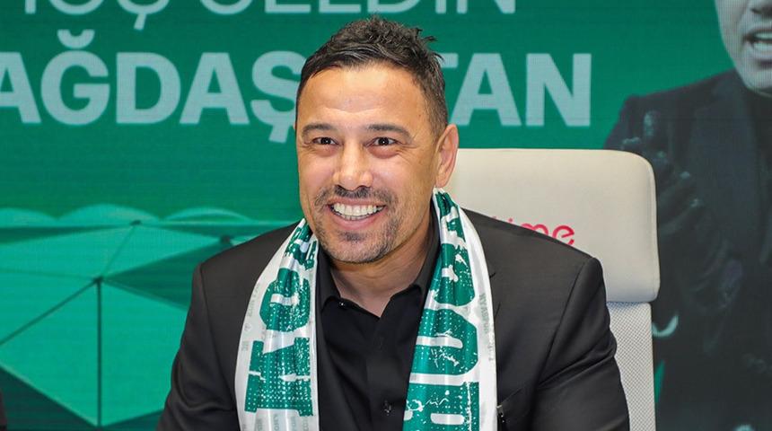 Konyaspor, Çağdaş Atan ile 1,5 yıllık sözleşme imzaladı