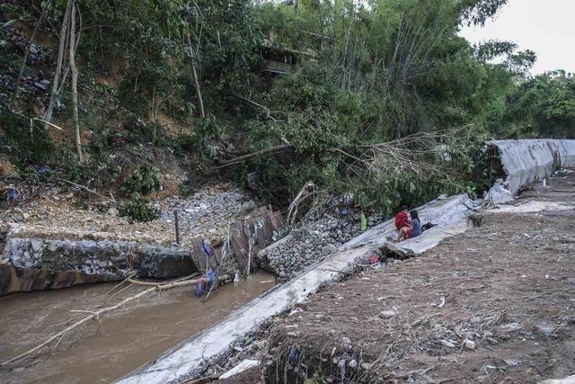 Filipinler’i vuran tayfunda can kaybı 85’e yükseldi 2