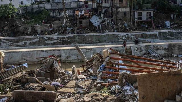 Filipinler’i vuran tayfunda can kaybı 85’e yükseldi