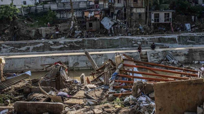 Filipinler’i vuran tayfunda can kaybı 85’e yükseldi