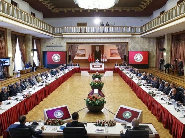 Yarın gerçekleştirilecekti: Milli Dayanışma, Kardeşlik ve Dayanışma Komisyonu ertelendi!