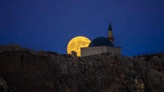 Van Kalesi, Kunduz Süper Ay ile görsel şölen oluşturdu