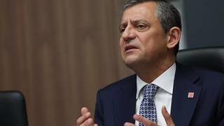 Son dakika... CHP lideri Özgür Özel'e 'Cumhurbaşkanına hakaret' suçundan re'sen soruşturma başlatıldı! 