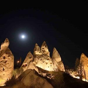 Kapadokya’da "Kunduz Süper Ay" göz kamaştırdı