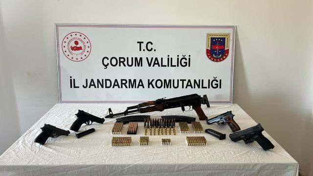 Çorum'da kaçak silah ticareti iddiasıyla 1 kişi tutuklandı