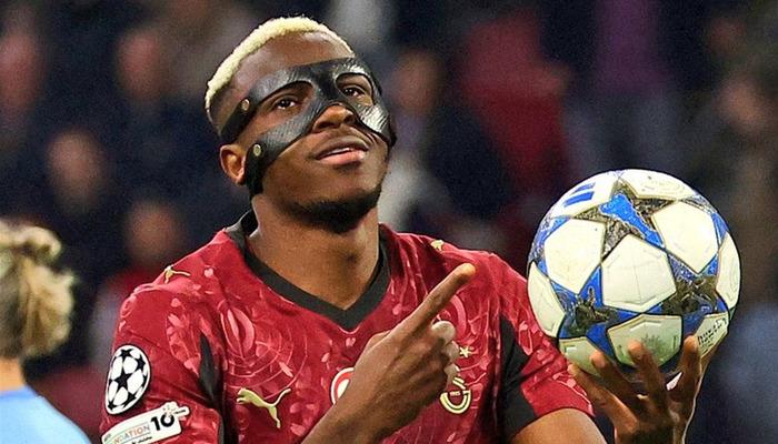 Victor Osimhen ile zafer gecesi! 