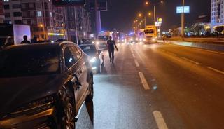 2 kadına otomobil çarptı: 1 ölü, 1 ağır yaralı