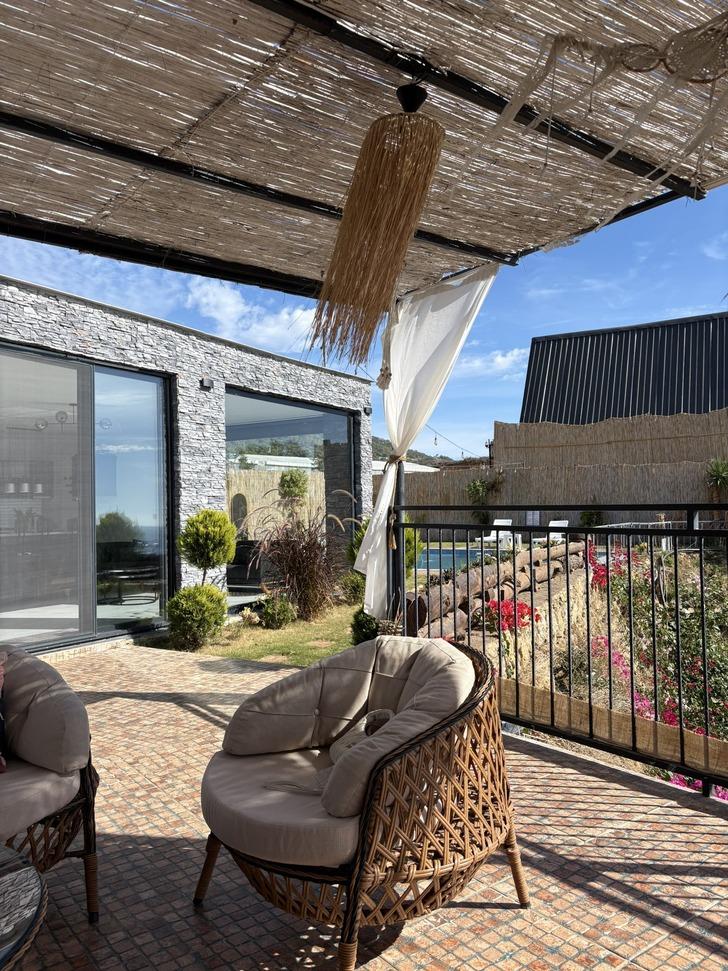 Merve Taşkın İstanbul'u terk edip Mersin'e gitti! Doğayla iç içe lüks villasını paylaştı G3