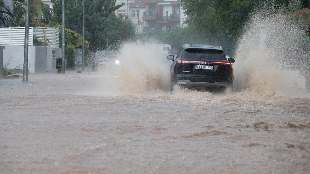 Meteoroloji uyardı: 30 şehirde sağanak yağış bekleniyor! Bu illerde yaşayanlar dikkat! 1