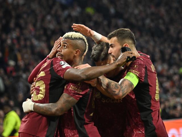 Osimhen'i yere göğe sığdıramadı! Öyle bir benzetme yaptı ki...