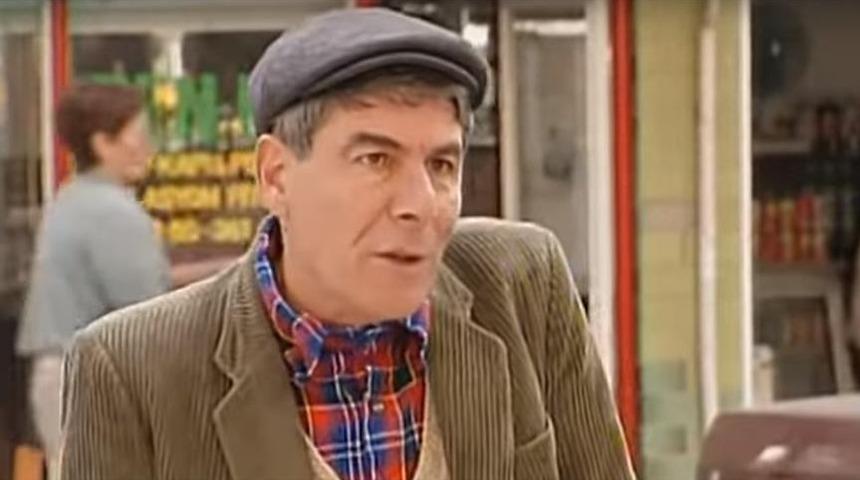 Ercan Yazgan kimdir? Kapıcı Cafer olarak bildiğimiz usta oyuncu Ercan Yazgan hayatını kaybetti!