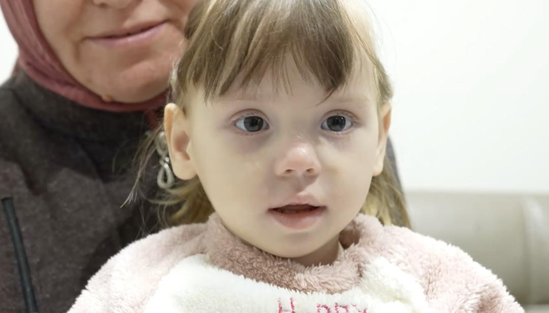 Bir anne, iki can: Karaciğeriyle kızına hayat verdi 2