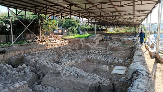 Depremle yıkılmış! Kazılarda dikkat çeken detay o figürler oldu: Tam 5 bin yıllık