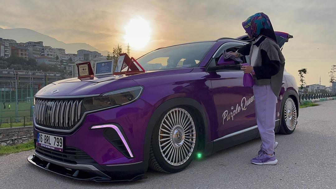 TOGG u modifiye etti: Boyadı, değiştirdi, dönüştürdü... O tasarımla plaket bile kazandı 2