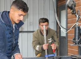 40 yıl sonra köyüne döndü! Birçok şehir için üretim yapmaya başladı, yoğun ilgi görüyor