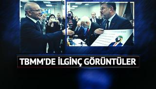 Mehmet Şimşek'e 'papağanlı' protesto