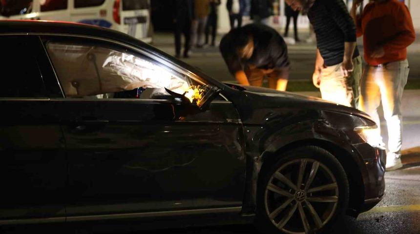 Şehri birbirine katan ara&ccedil;tan 25 bin 750 adet sentetik ecza ilacı &ccedil;ıktı