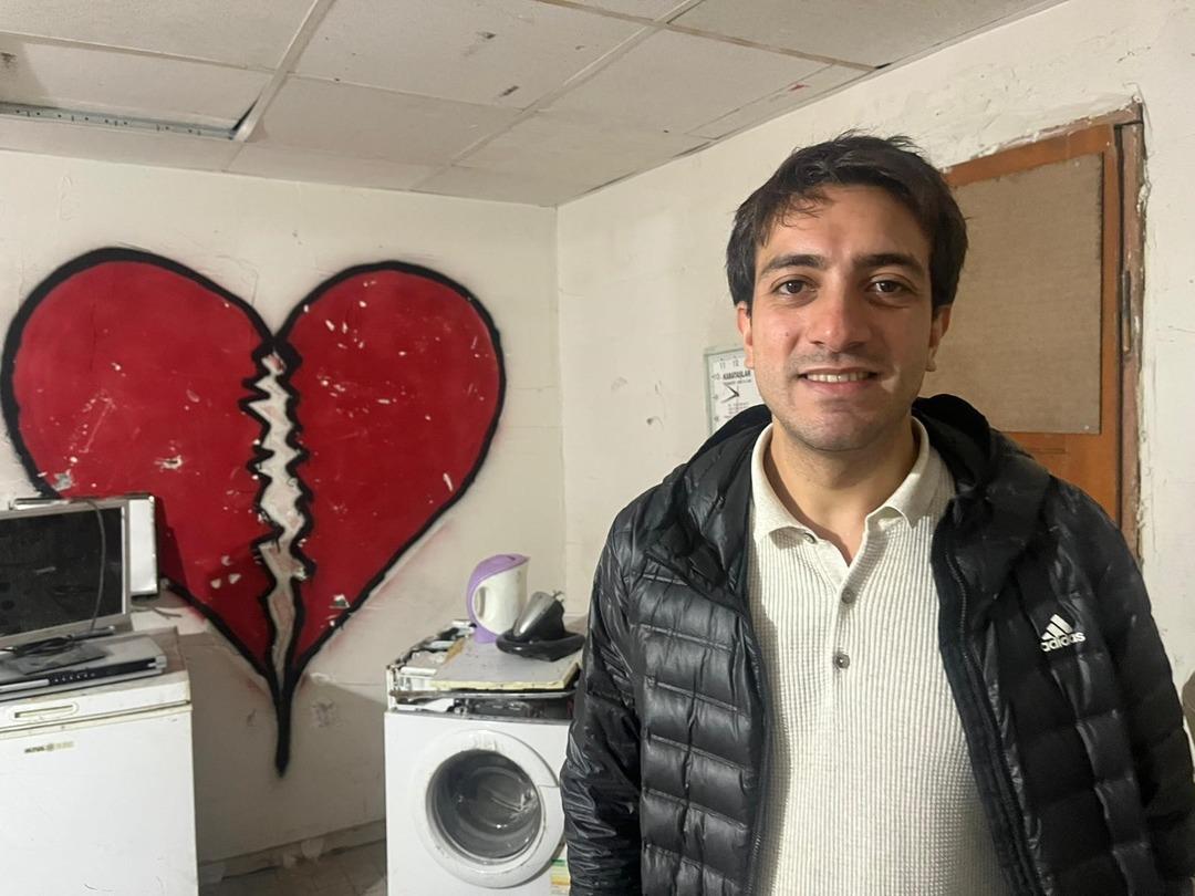 İlginç girişim! 1000 TL ödeyip kırıp döküyorlar 2