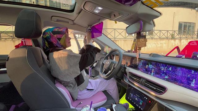 TOGG'u modifiye etti: Boyadı, değiştirdi, dönüştürdü... O tasarımla plaket bile kazandı