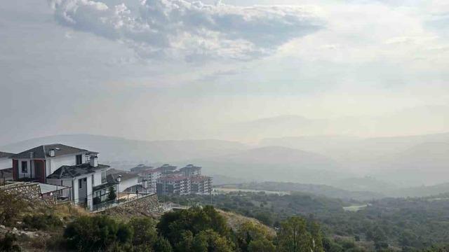 Bilecik sisli bir sabaha uyandı