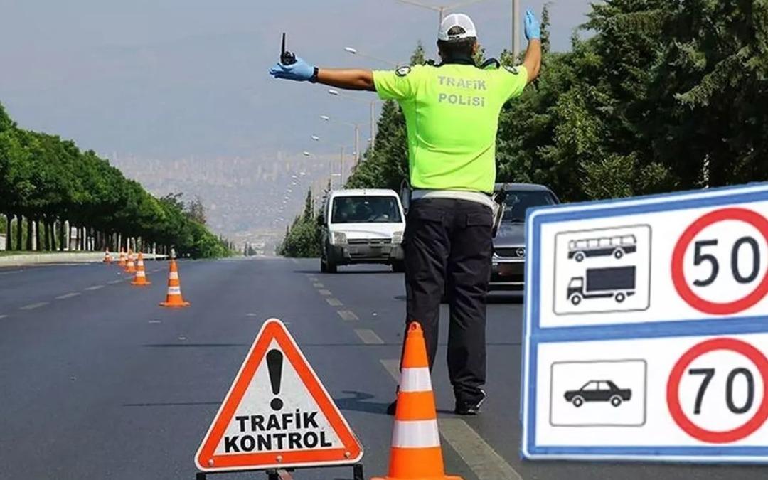 Sürücüler dikkat! Bakan duyurdu: Hız levhaları kaldırıldı! 1