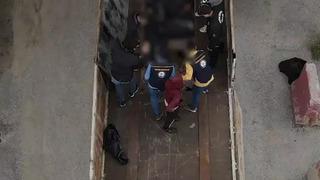 Bitlis’te TIR’ın gizli bölmesinden 20 kaçak göçmen çıktı