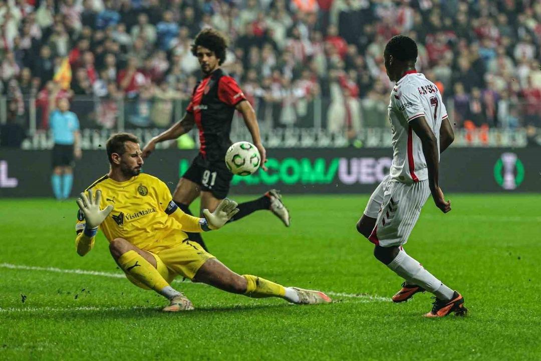 Temsilcimiz Samsunspor tarih yazmaya devam ediyor! Hamrun Spartans ı da ge&ccedil;tik ve Avrupa da liderliğe koşuyoruz... 2