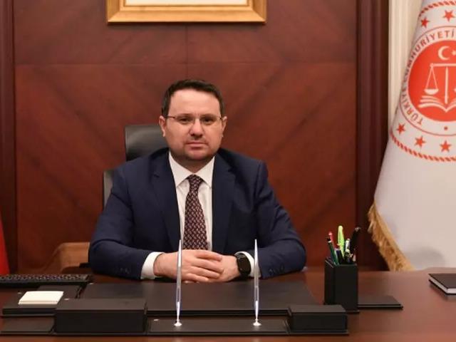 İstanbul Cumhuriyet Başsavcısı Akın Gürlek ve eşinin fotoğrafını paylaşan kişi gözaltına alındı